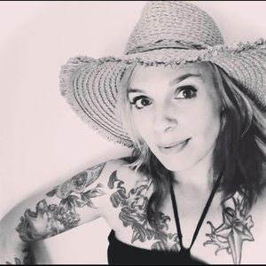 Meet your Posher, Kellie